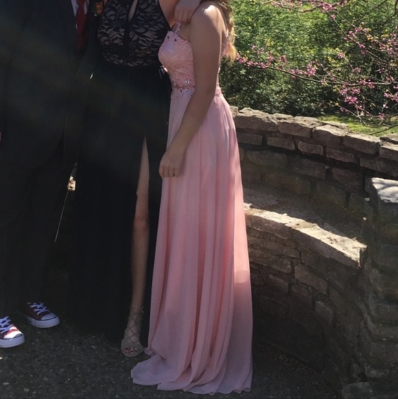 Prom/Homecoming/Formal Pink dress size 4 - Picture 4 of 7